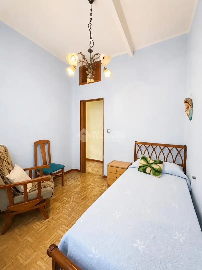 Bedroom of Flat for sale in Madrid  with Air Conditioner and Heating