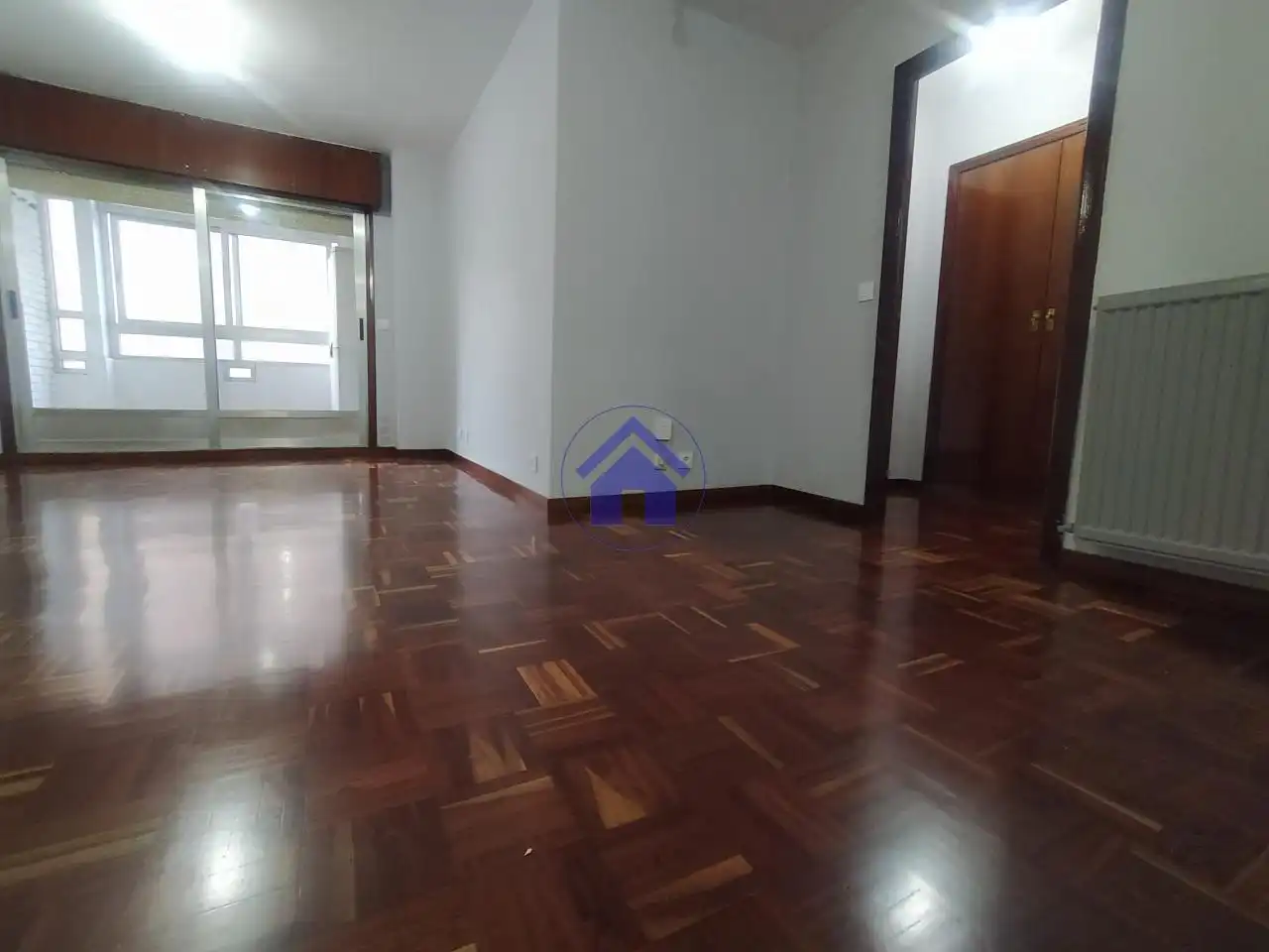 Apartament de lloguer en Vigo  amb Calefacció, Parquet i Terrassa