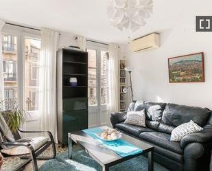 Living room of Flat to rent in  Barcelona Capital  with Air Conditioner, Heating and Furnished
