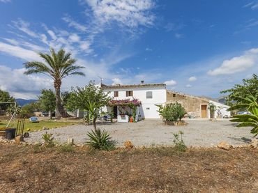 Casa rústica con jardín en venta en Pollença Poble