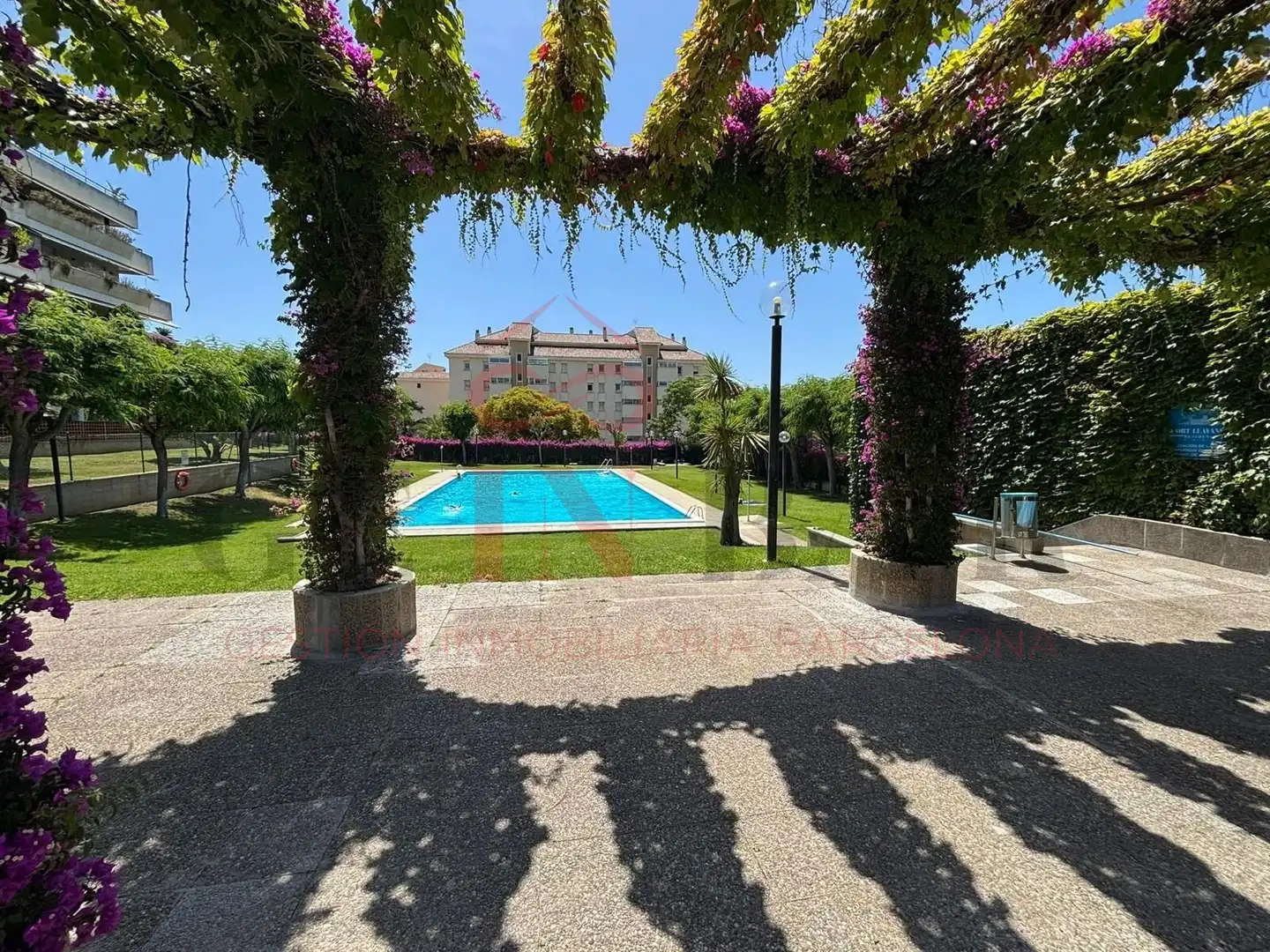 Piscina de Àtic en venda en Sant Andreu de Llavaneres amb Aire condicionat, Calefacció i Jardí privat