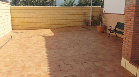 C103- TERRENO CON GRAN CASA Y PISCINAS, imagen 2