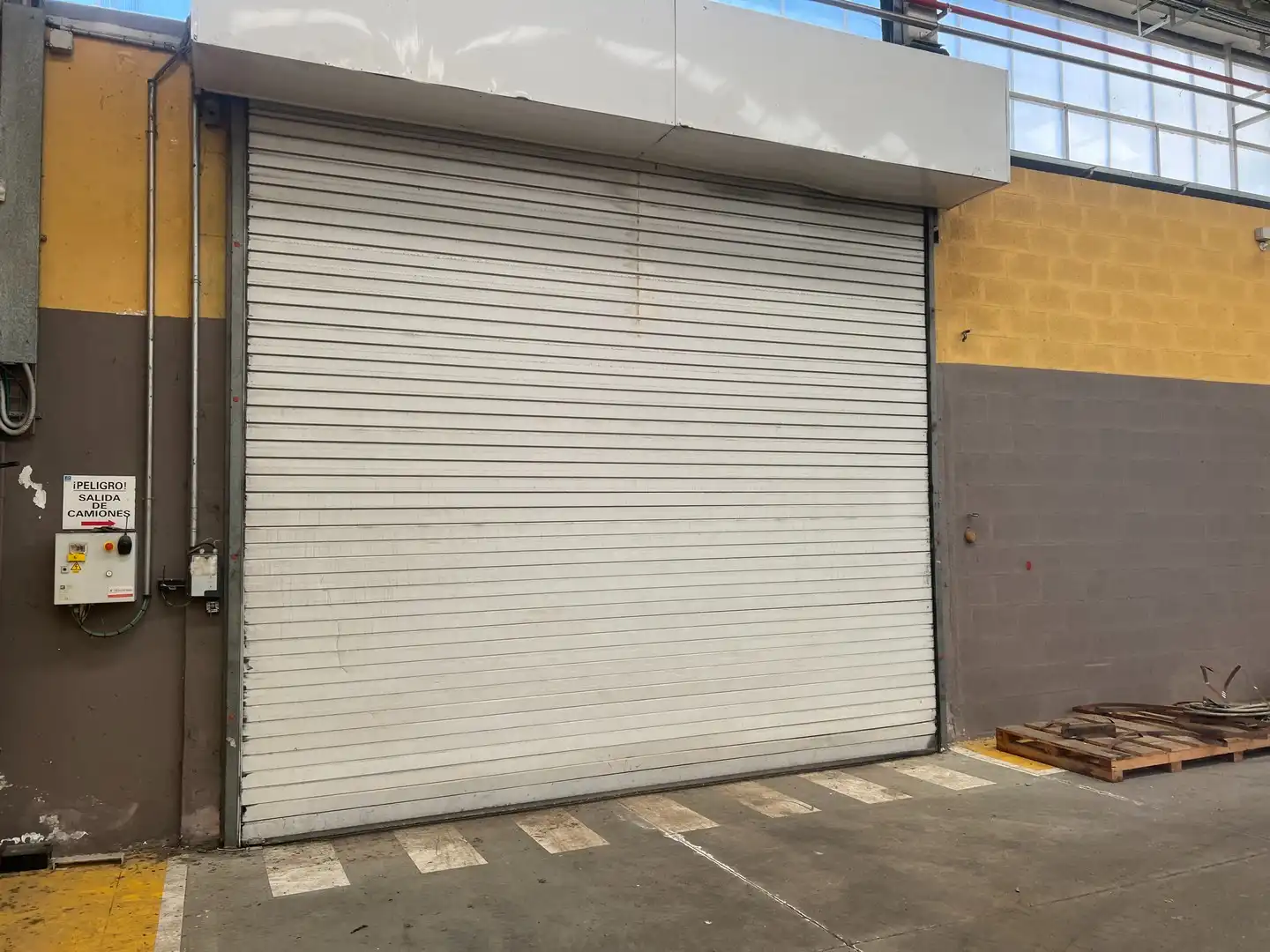 Nave industrial de alquiler en Vigo  con Calefacción y Alarma