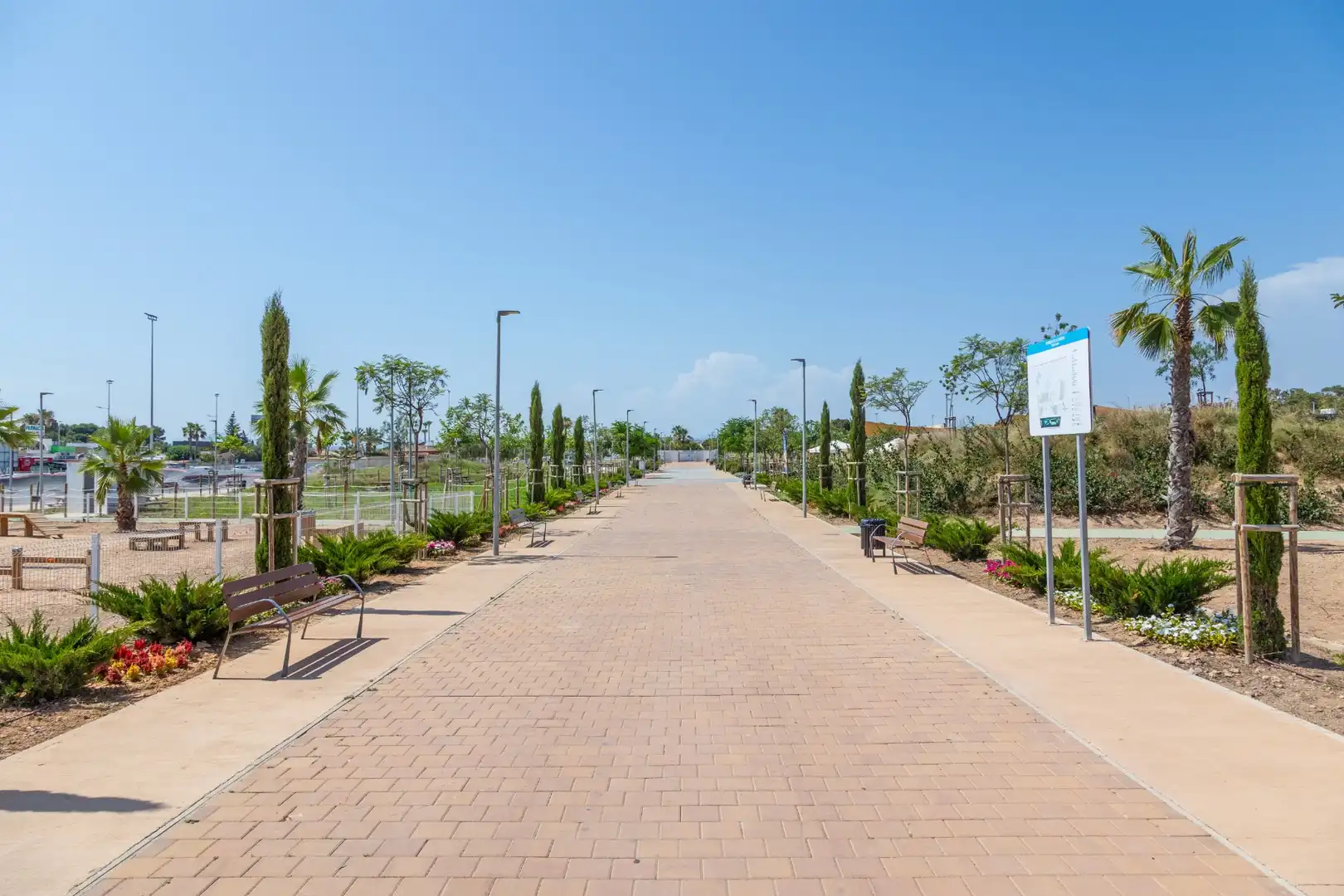 Vista exterior de Apartamento en venta en Torrevieja con Aire acondicionado y Terraza