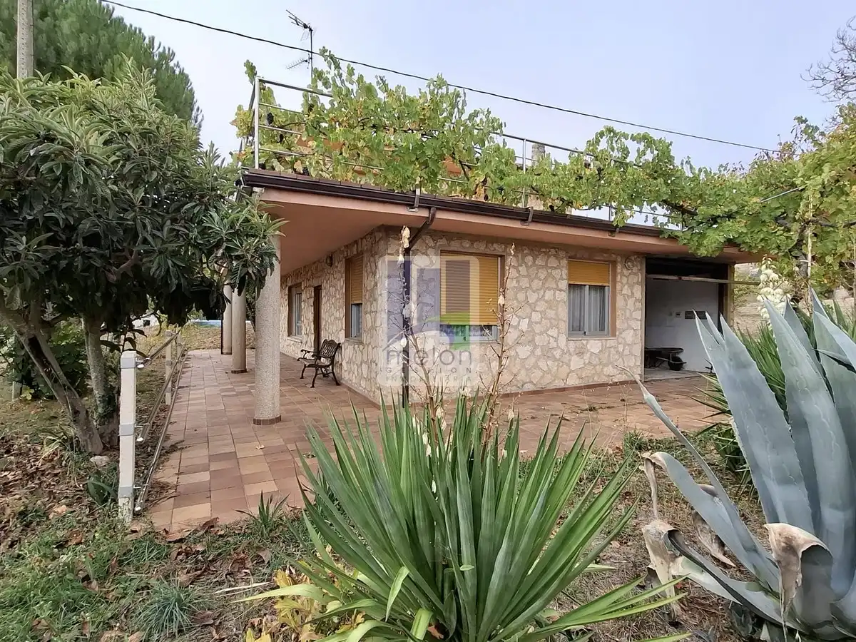 Casa o chalet en venta en VALDENOCEDA, Merindad de Valdivielso