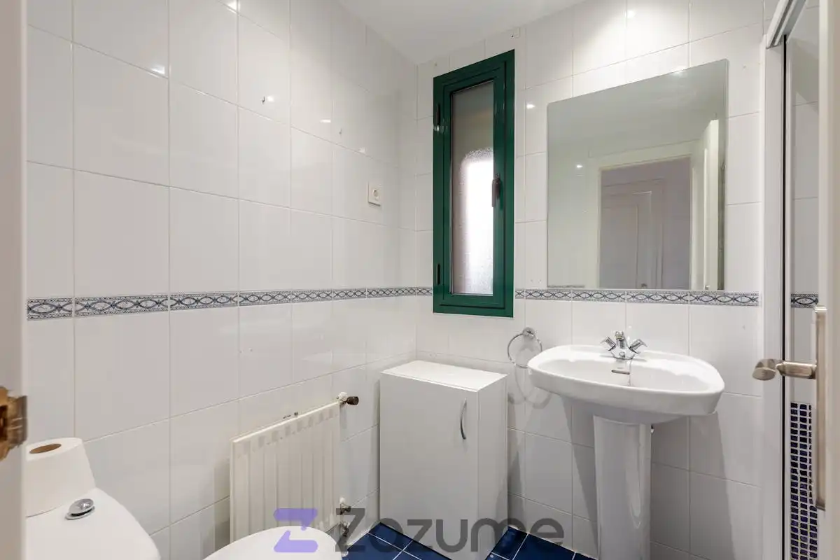 Baño de Piso de alquiler en Móstoles con Aire acondicionado, Calefacción y Parquet
