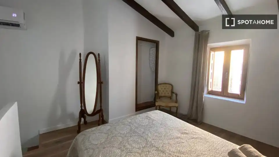 Habitación de Piso de alquiler en Sagunto / Sagunt con Aire acondicionado, Calefacción y Amueblado