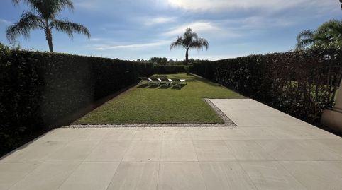 Foto 3 de Casa adosada en venta en Calle Calendula, 50, Paraiso - Barronal, Estepona