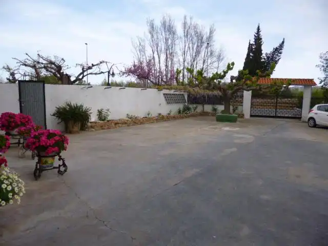Jardí de Casa o xalet en venda en Tortosa amb Aire condicionat, Calefacció i Jardí privat