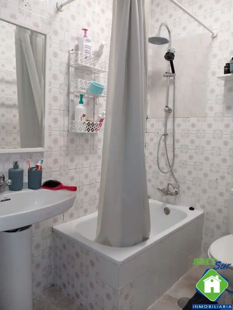 Bathroom of Country homes for sale in Jerez de la Frontera  with Air Conditioner and Heating