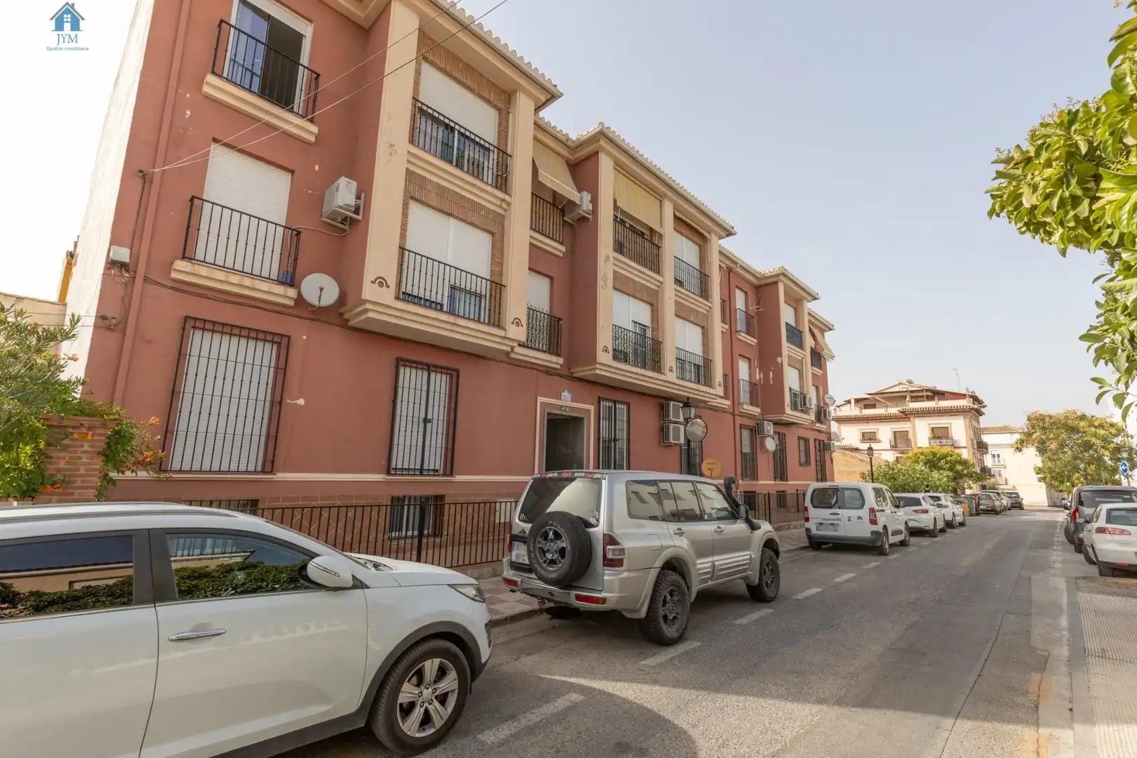 Vista exterior de Pis en venda en La Zubia amb Aire condicionat i Calefacció