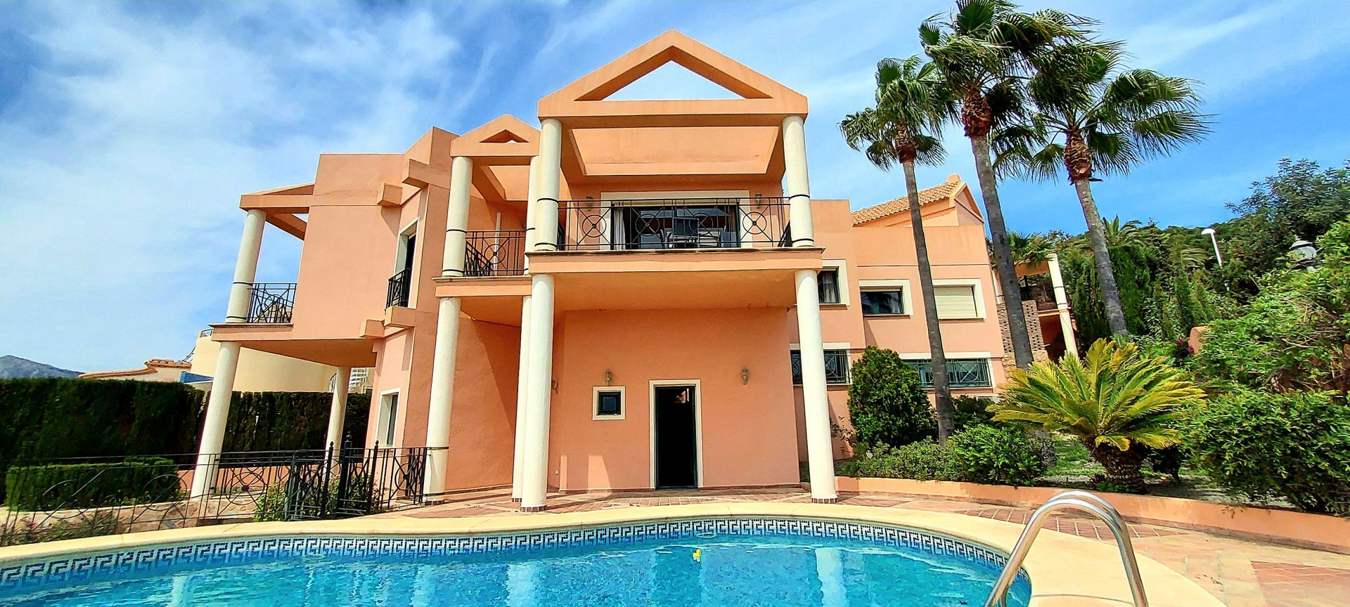 Exterior view of House or chalet for sale in Calpe / Calp  with Air Conditioner, Heating and Private garden