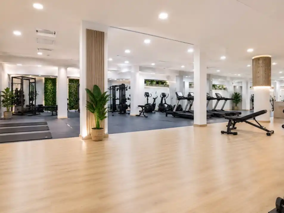 Commercial properties for rent in Utrera  with Air Conditioner, Heating and Parquet flooring