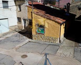 Exterior view of House or chalet for sale in Peralejos de las Truchas  with Parquet flooring, Furnished and Oven
