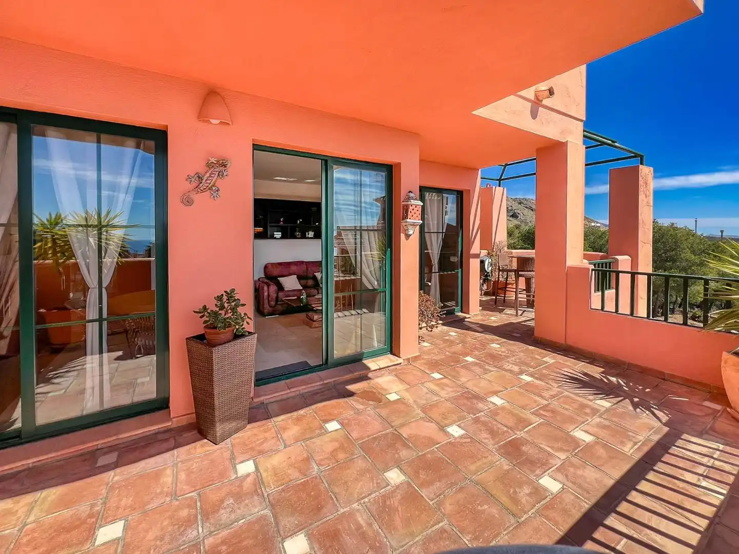 Apartment with pool for sale in Golf Bahía, imagen 6