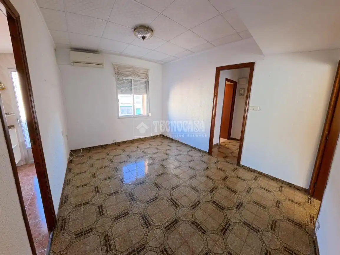 Habitación de Piso en venta en Alicante / Alacant con Terraza y Balcón