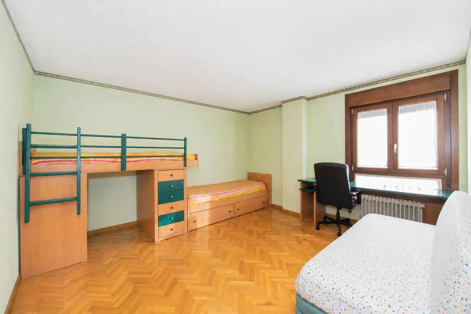 Dormitori de Pis en venda en Alcobendas amb Aire condicionat, Calefacció i Parquet