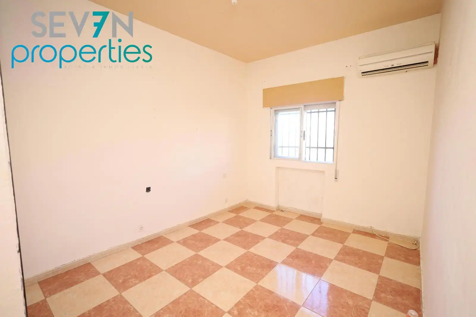 Bedroom of Flat for sale in Las Ventas de Retamosa  with Air Conditioner, Heating and Oven