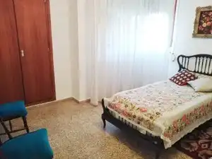 Habitación de Piso en venta en  Valencia Capital con Amueblado, Horno y Lavadora