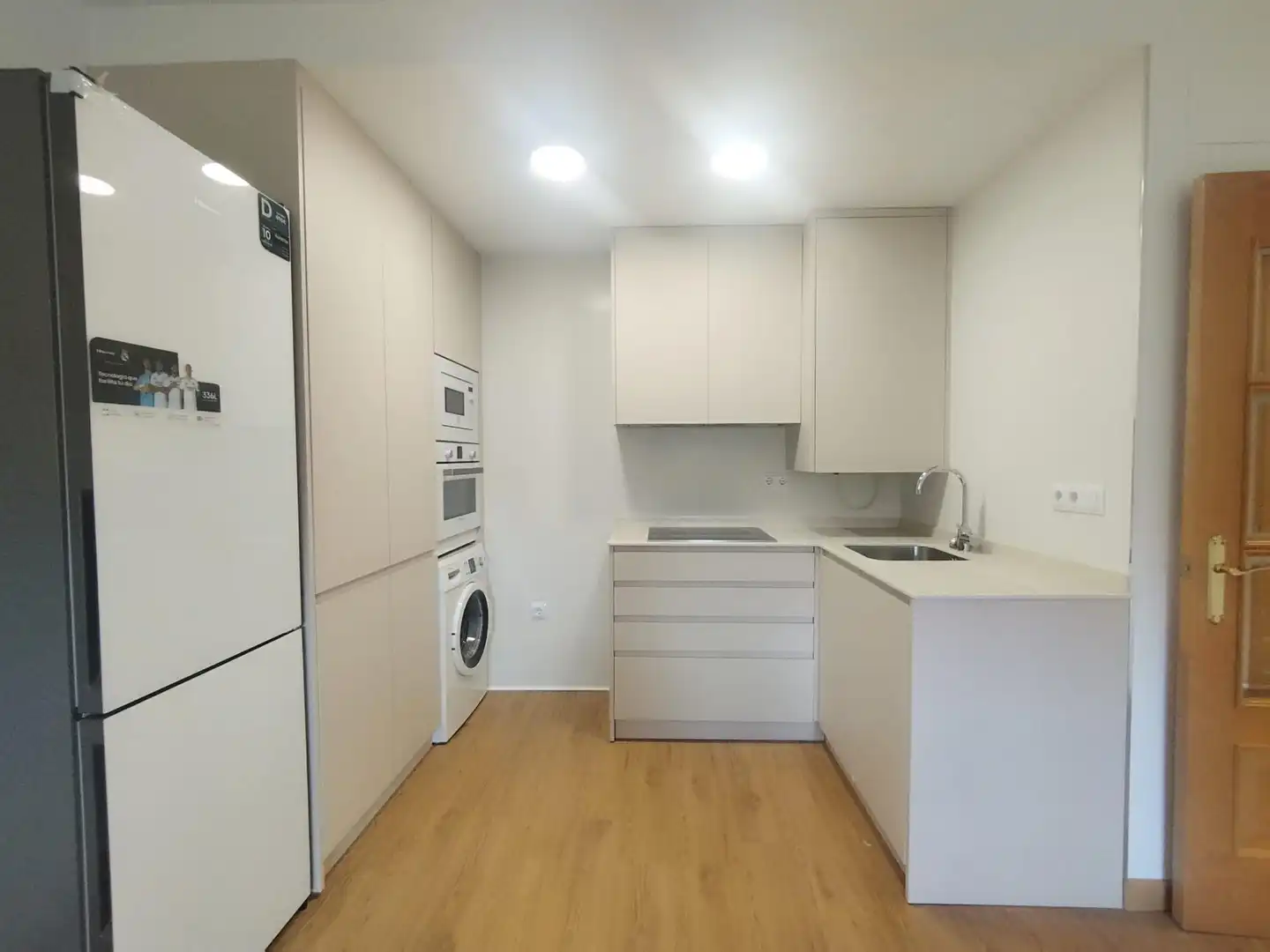 Cocina de Piso de alquiler en Alcalá de Henares con Aire acondicionado y Calefacción