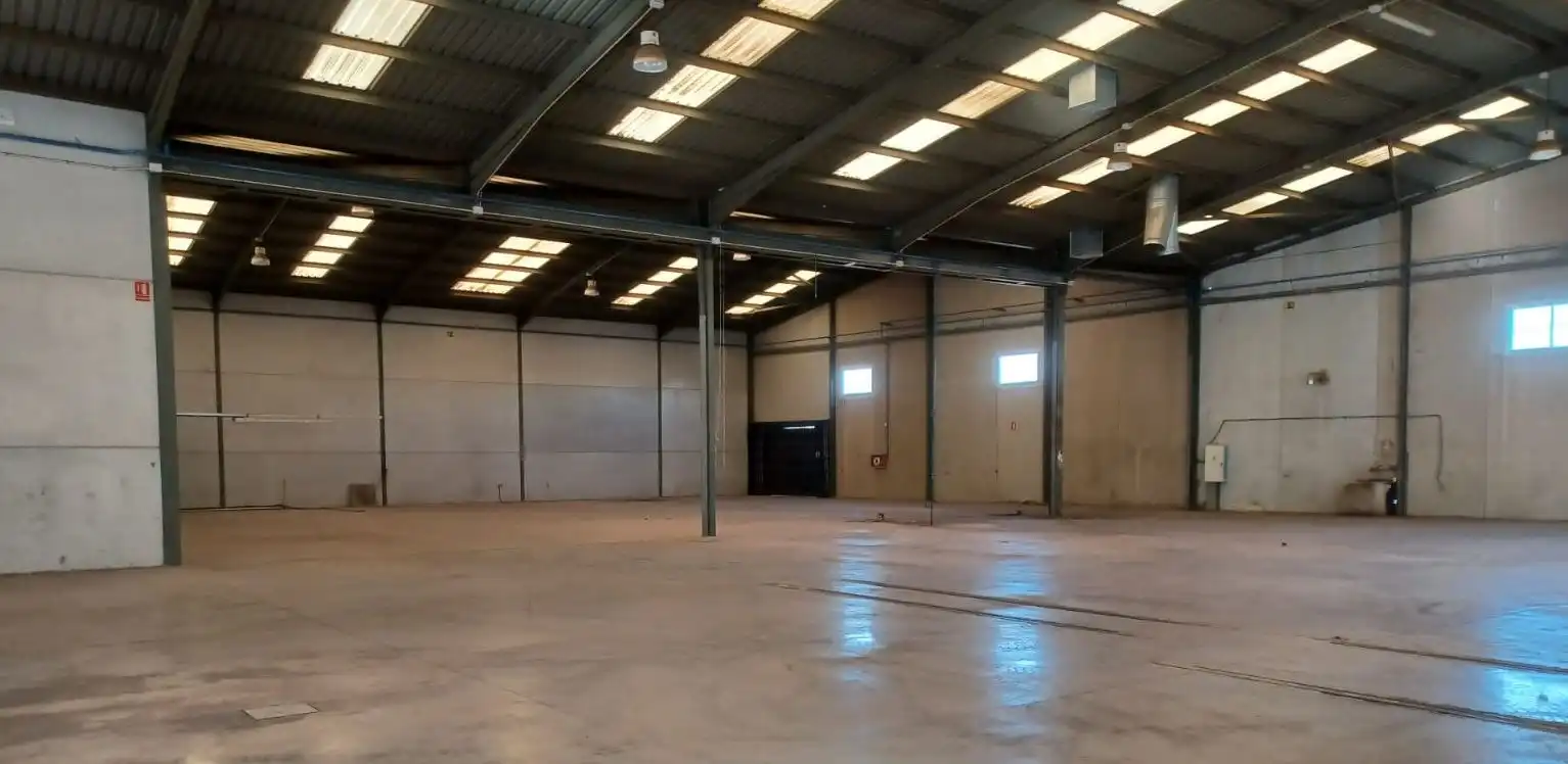 Nave industrial in vendita a Carrer K 15, imagen 3