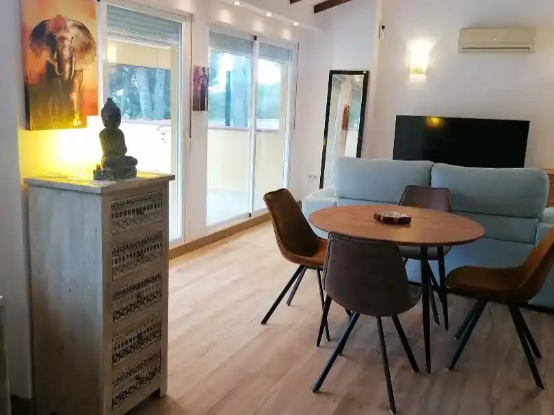 Sala d'estar de Casa o xalet en venda en La Nucia amb Aire condicionat, Parquet i Piscina