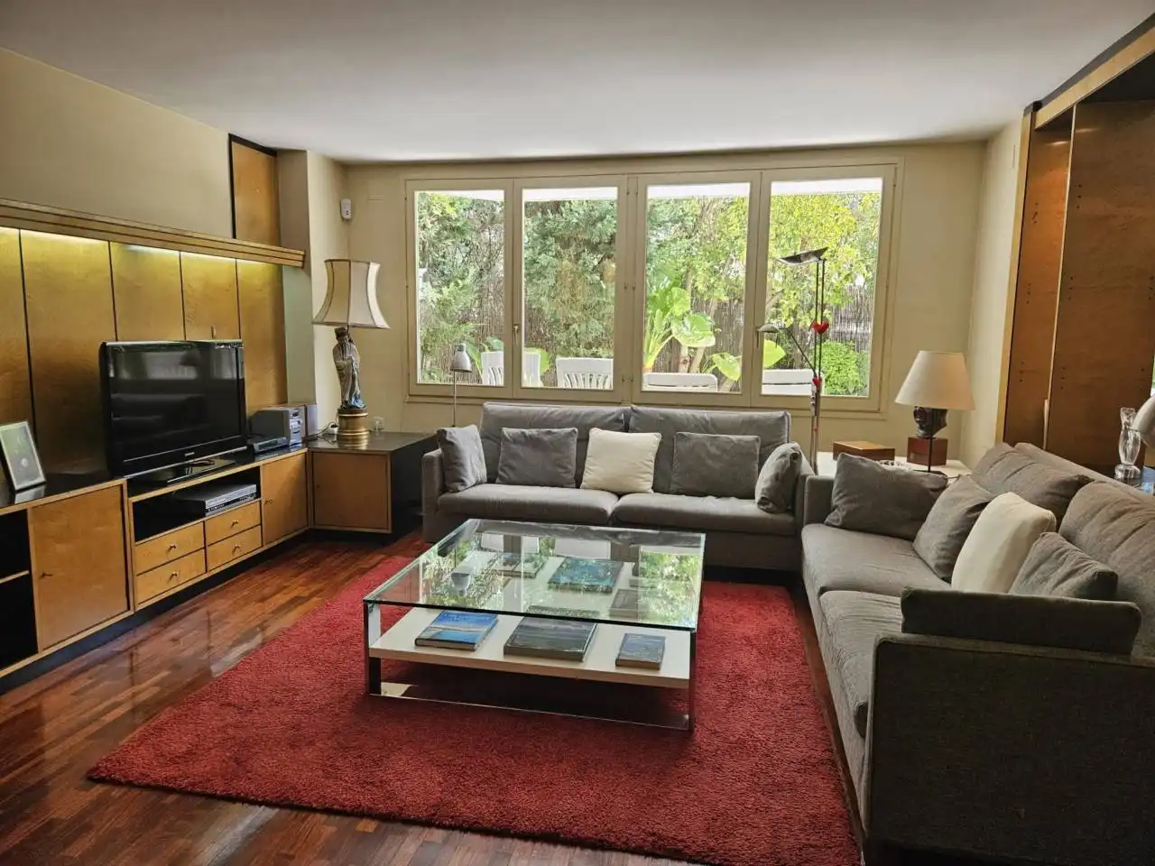 Piso en venta en Calle Mare de Déu de Núria, Instituts