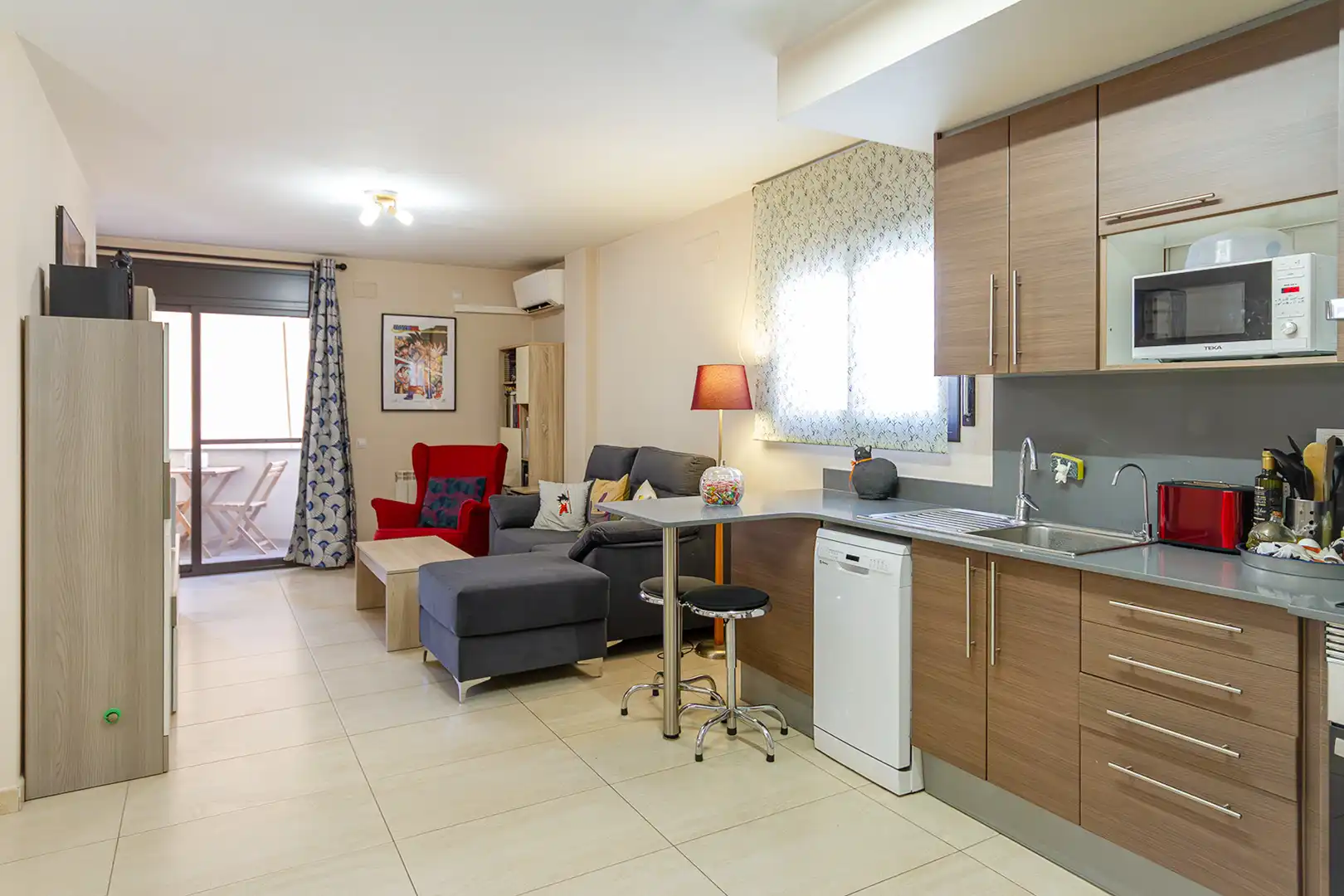 Living room of Flat for sale in Martorell  with Air Conditioner, Heating and Oven