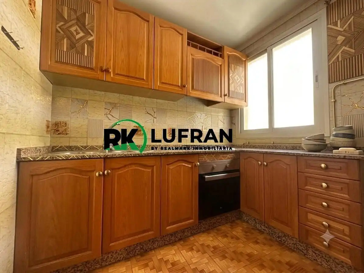 Küche von Wohnung zum Verkauf in Alicante / Alacant mit Balkon
