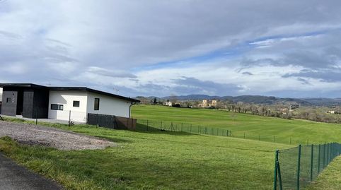 Parcela 1.000m en San Cucao Edificable, LLana y con todos los servicios.
