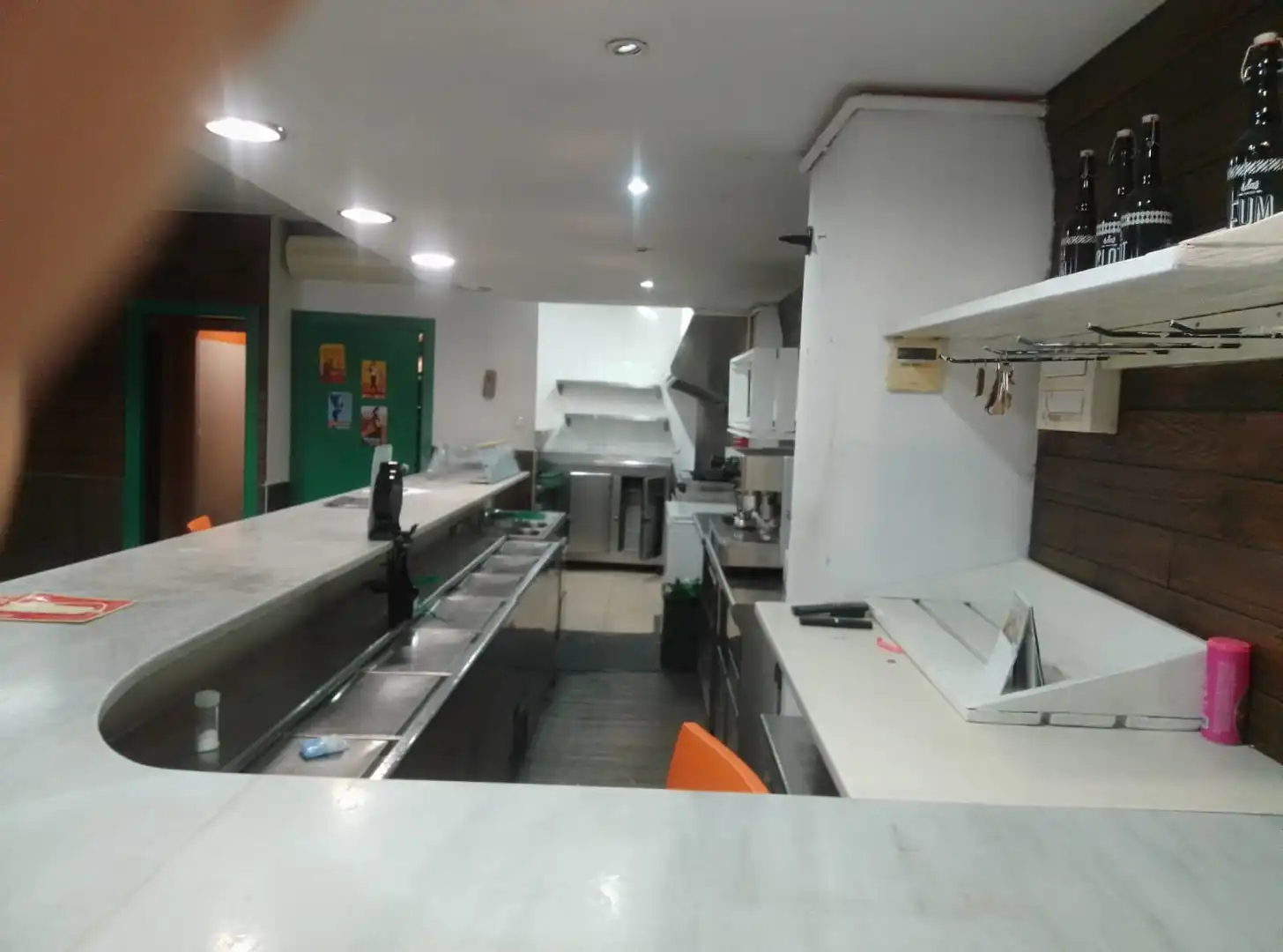 Business premises for transfer in Centre - Eixample – Can Llobet, imagen 4