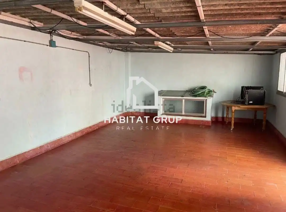 Casa adosada en venta en Girona con Calefacción, Terraza y Trastero