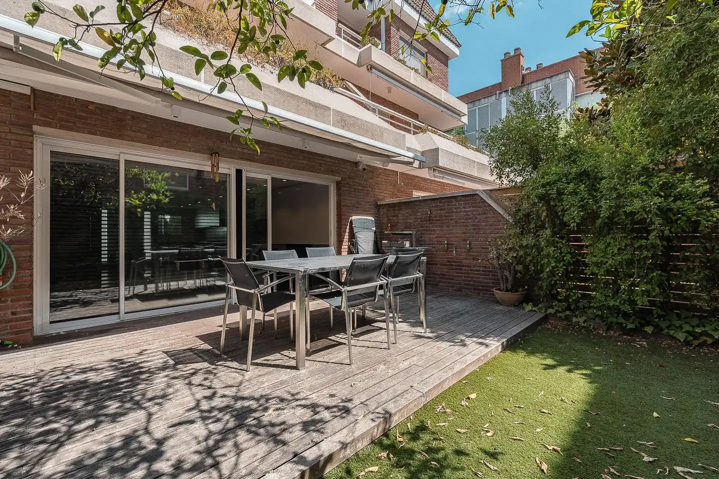 Terrasse von Haus oder Chalet zur Miete in Sant Just Desvern mit Klimaanlage, Heizung und Privatgarten