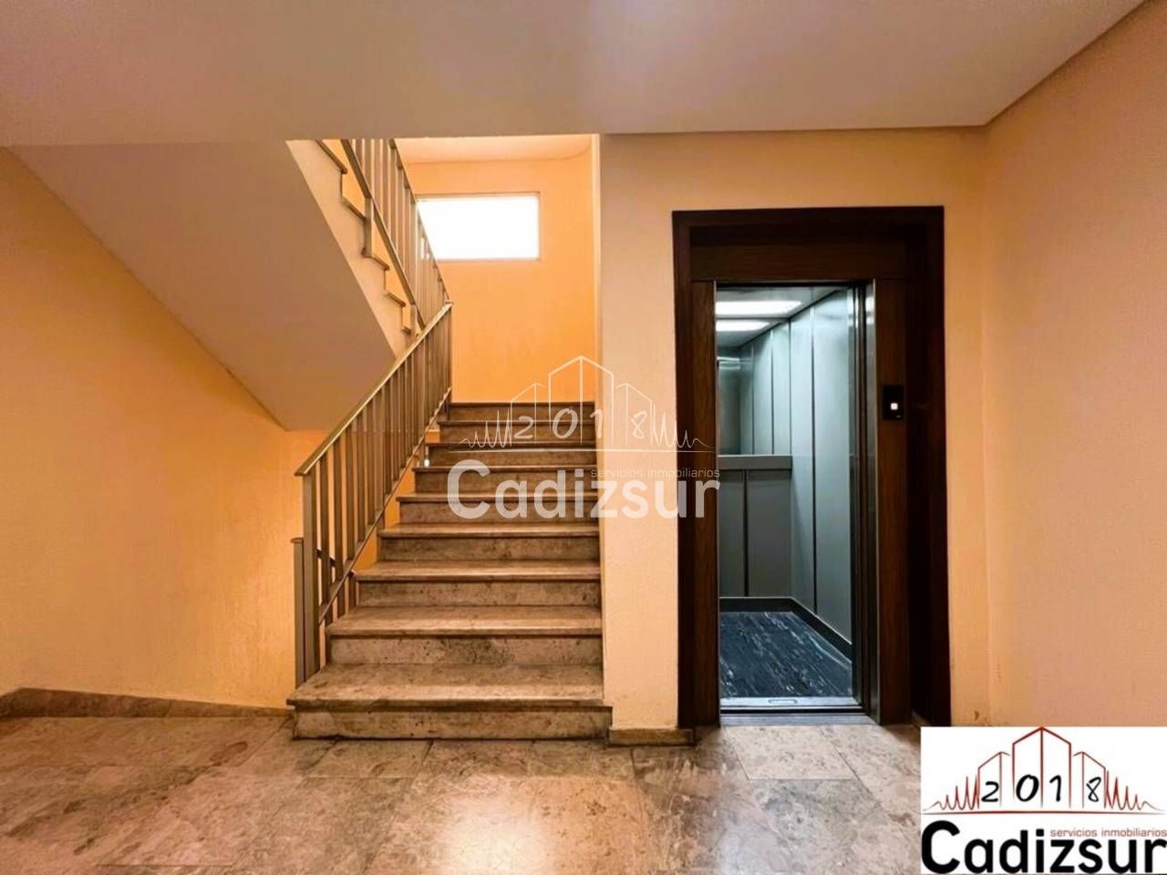 Oficina de lloguer a Avenida ANA DE VIYA, Paseo Marítimo - San José - La Laguna