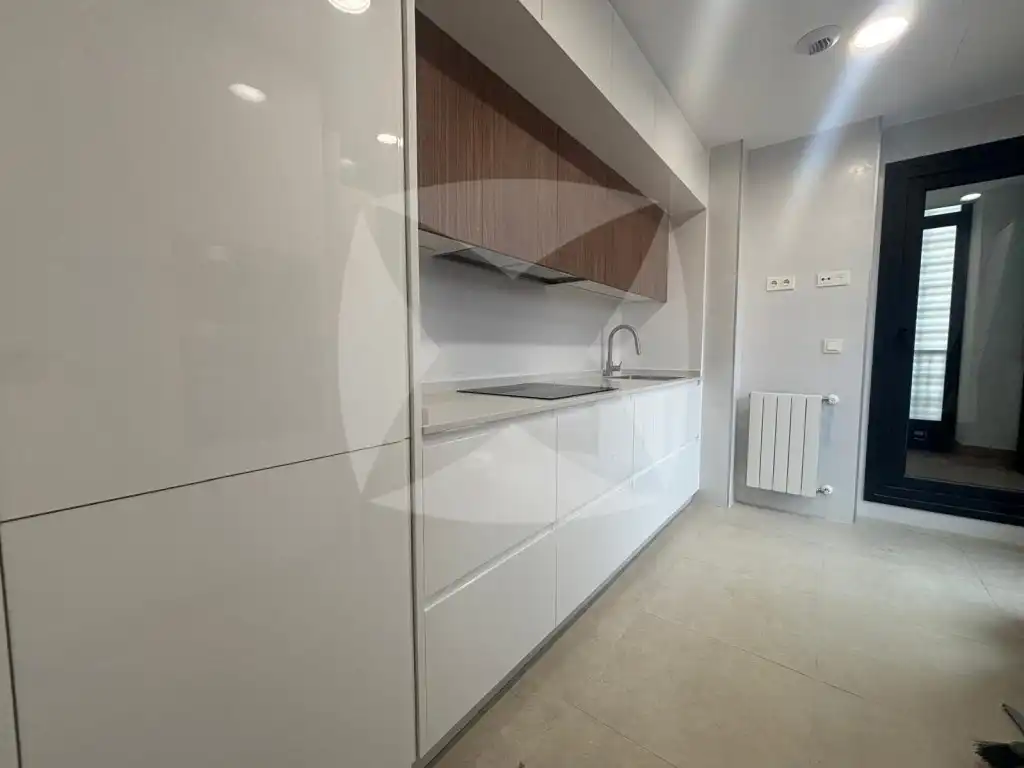 Küche von Wohnung zur Miete in Badajoz mit Klimaanlage, Privatgarten und Terrasse