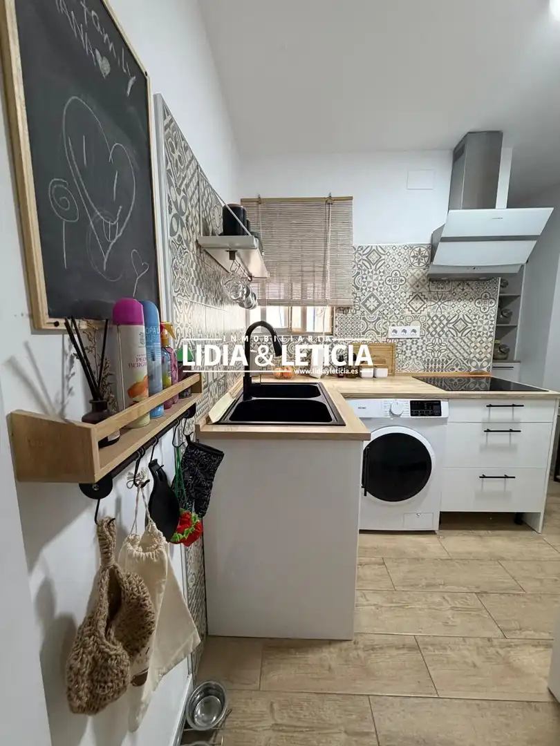 Cuina de Pis en venda en Alcalá de Guadaira amb Aire condicionat i Terrassa