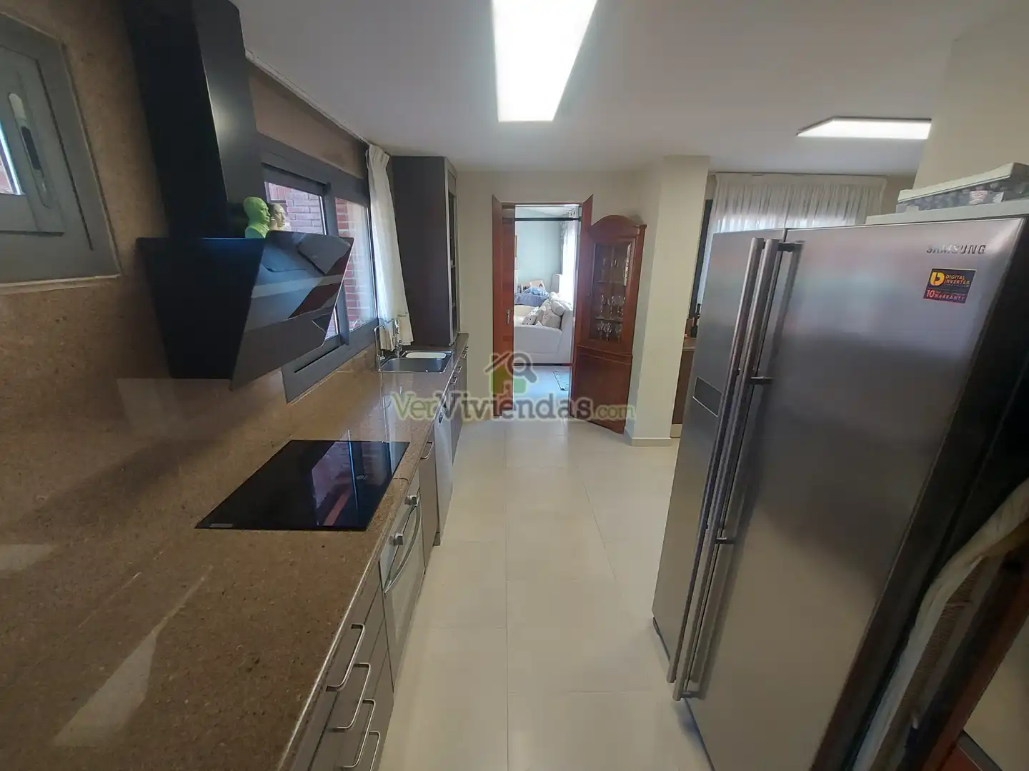 Cuina de Casa o xalet en venda en Begues amb Aire condicionat, Calefacció i Jardí privat