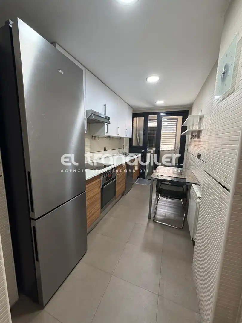 Flat with pool to rent in Calle Cristobal Colon, imagen 6