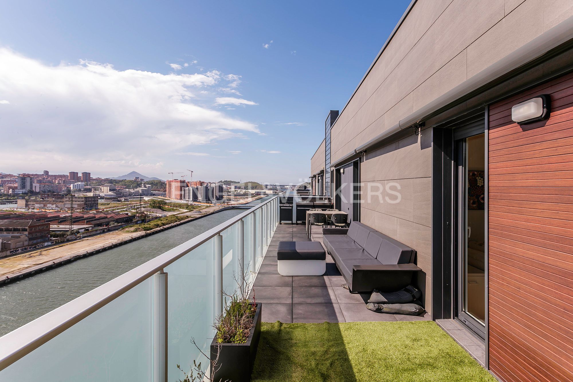 Terrassa de Dúplex de lloguer en Bilbao  amb Aire condicionat, Calefacció i Parquet