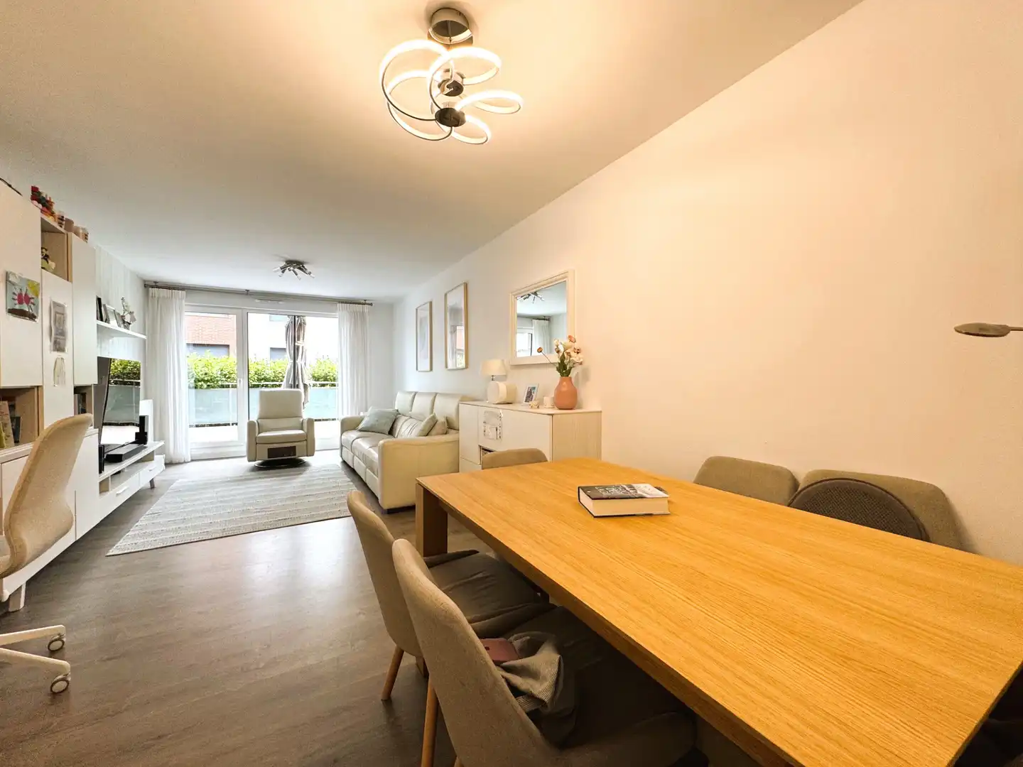 Sala de estar de Piso en venta en Urduliz con Calefacción, Parquet y Terraza