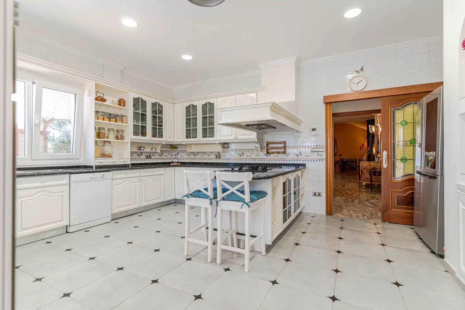 Cocina de Casa o chalet en venta en Motril con Aire acondicionado y Jardín privado