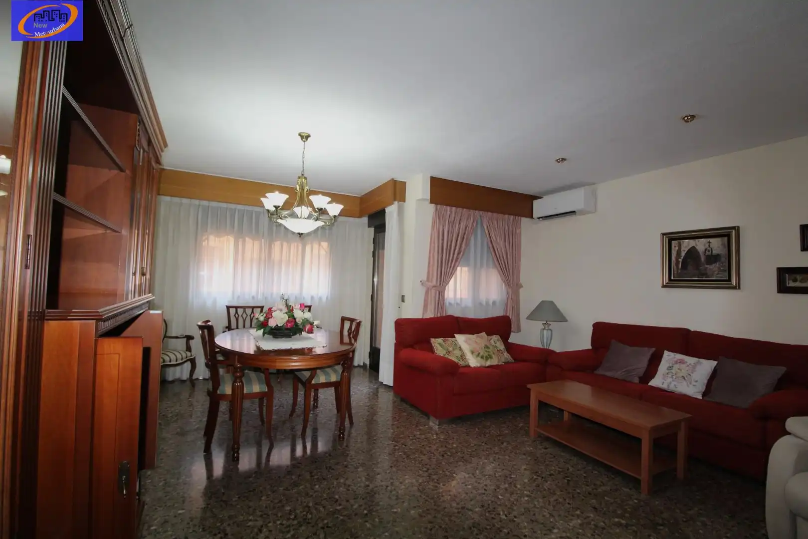 Living room of Flat for rent in Mislata  with Air Conditioner, Heating and Furnished