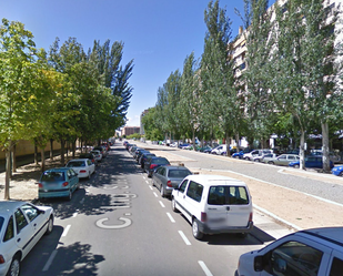 Exterior view of Flat for sale in  Huesca Capital