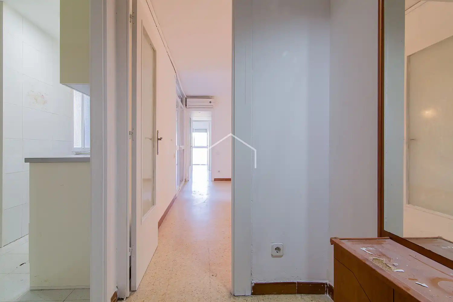 Piso con terraza en venta en Carrer de la Mare de Déu de Port, imagen 8