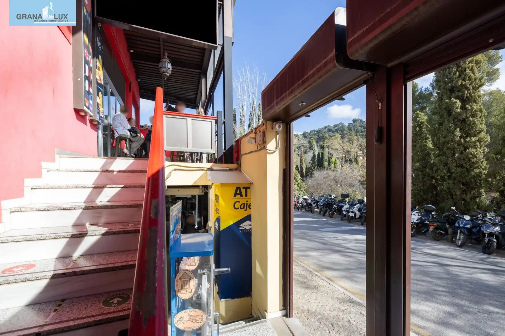 Inmuebles singulares con ascensor en venta en Paseo de la Sabica, imagen 4