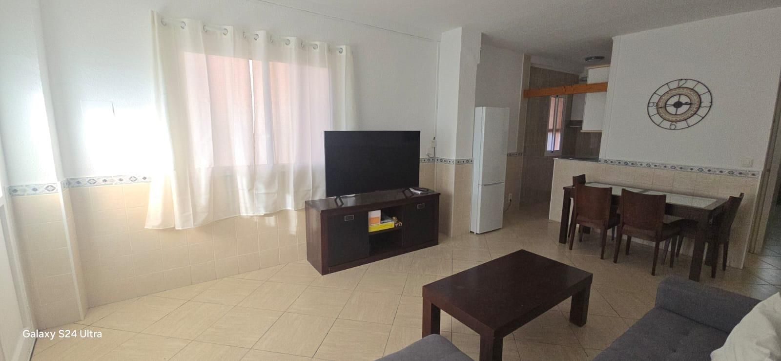 Living room of Flat to rent in Torremolinos  with Air Conditioner and Community pool