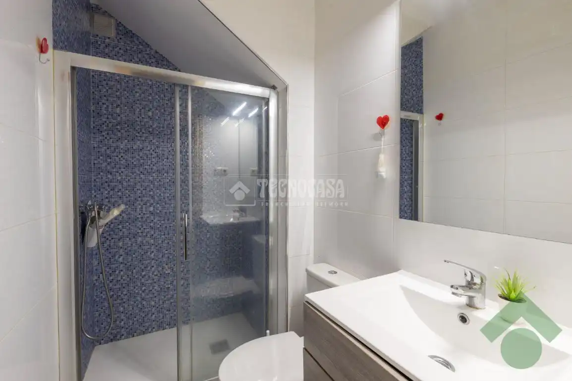 Casa adosada en venta en Barrio de Zaidín