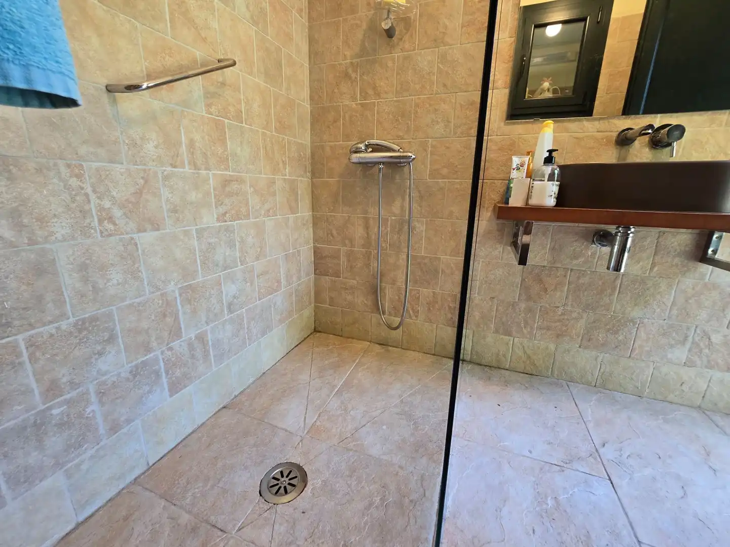 Casa amb piscina en venda a Parres, imagen 53