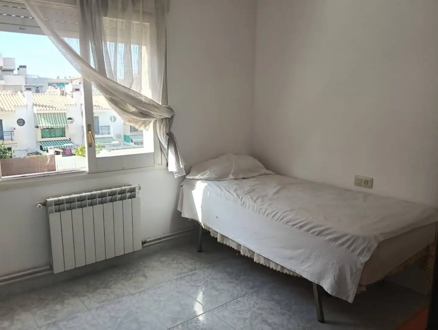 Bedroom of Flat for sale in Cunit  with Heating, Terrace and Oven