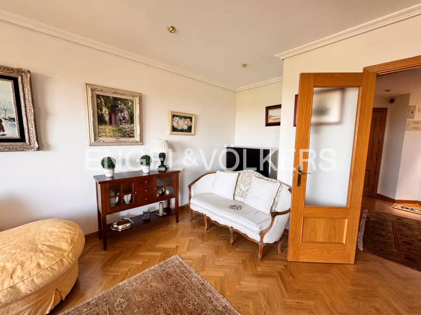 Sala de estar de Ático de alquiler en Majadahonda con Aire acondicionado, Calefacción y Jardín privado